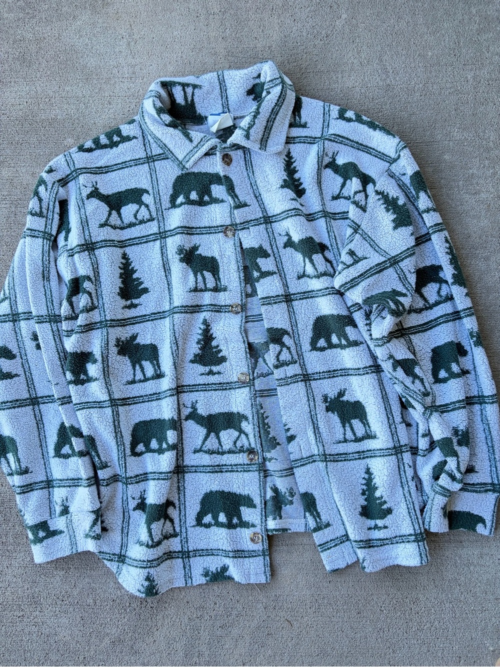 Vintage 90s deer bear tree outdoorsy hunting shirt jacket button down flannel